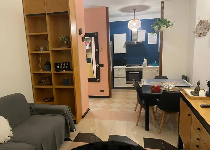 Buddha Guest House In Venice
